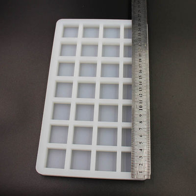 Şeffaf Çikolata Silikon Şeker Kalıbı 28 Kavite 26x16x1.5cm